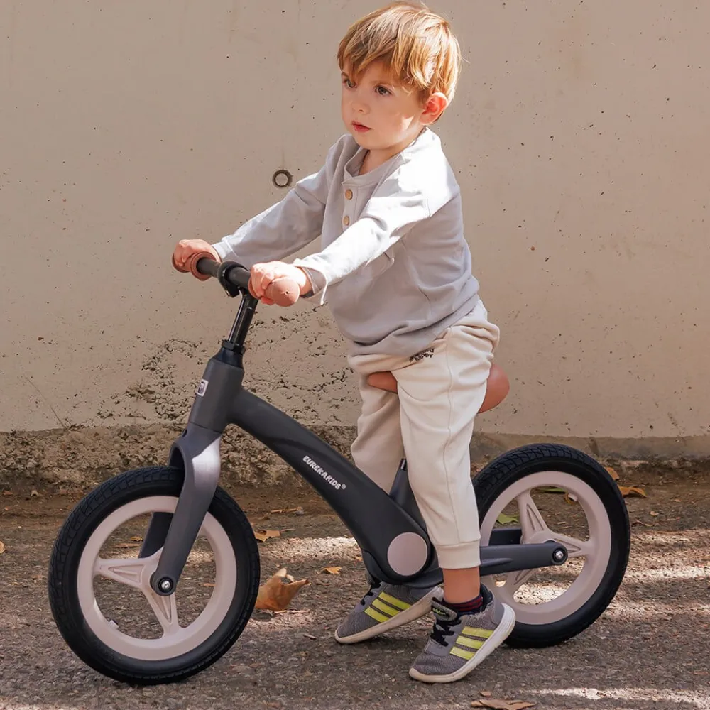 EUREKAKIDS Bicicleta de equilibrio con manillar y asiento regulables – Roady Learner Brown