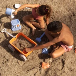 EUREKAKIDS Carretilla de juguete con 7 accesorios para playa, arena y agua