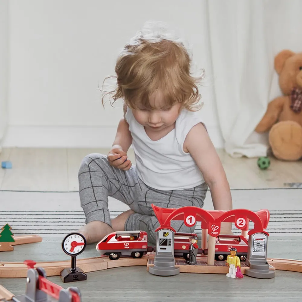 HAPE Circuito de tren ciudad bulliciosa