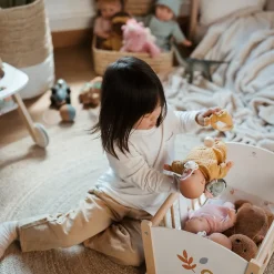 EUREKAKIDS Cuna mecedora de madera