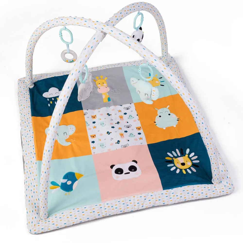 EUREKAKIDS Gimnasio para bebés y alfombra de juegos con 3 muñecos incluidos