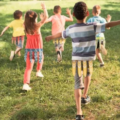 EUREKAKIDS Juego de las plumas clásico – Tribal