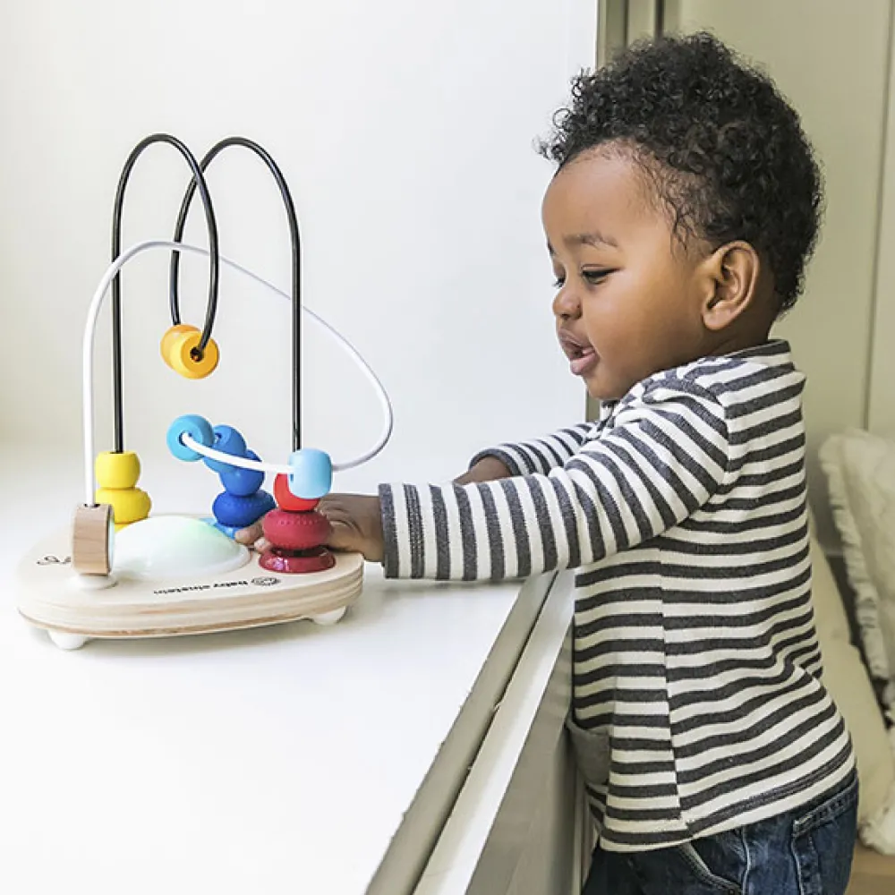 BABY EINSTEIN Laberinto de cuentas multicolor