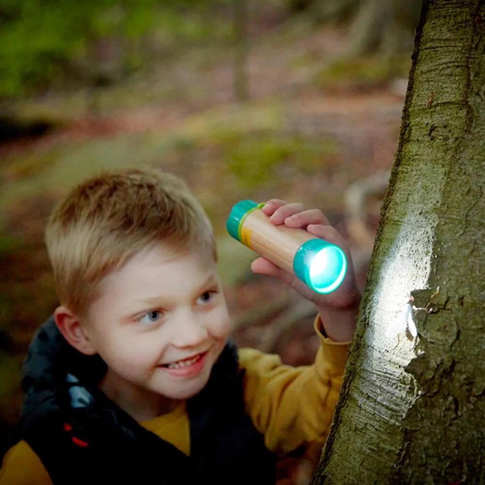 HAPE Linterna sin pilas para explorar la naturaleza