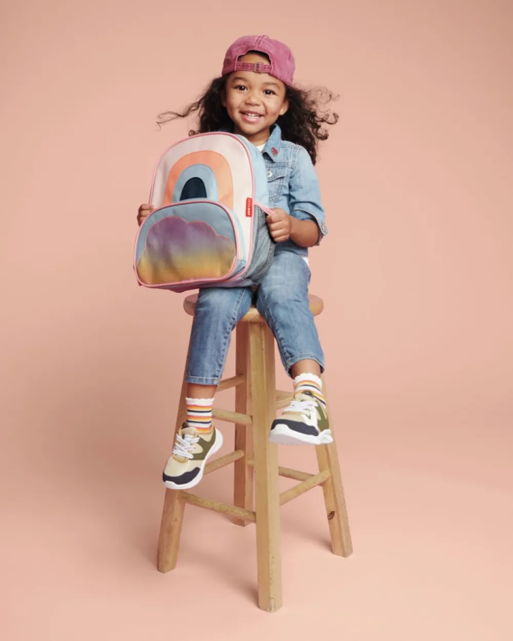 SKIP HOP Mochila Spark Style - Arco Iris Pequeña