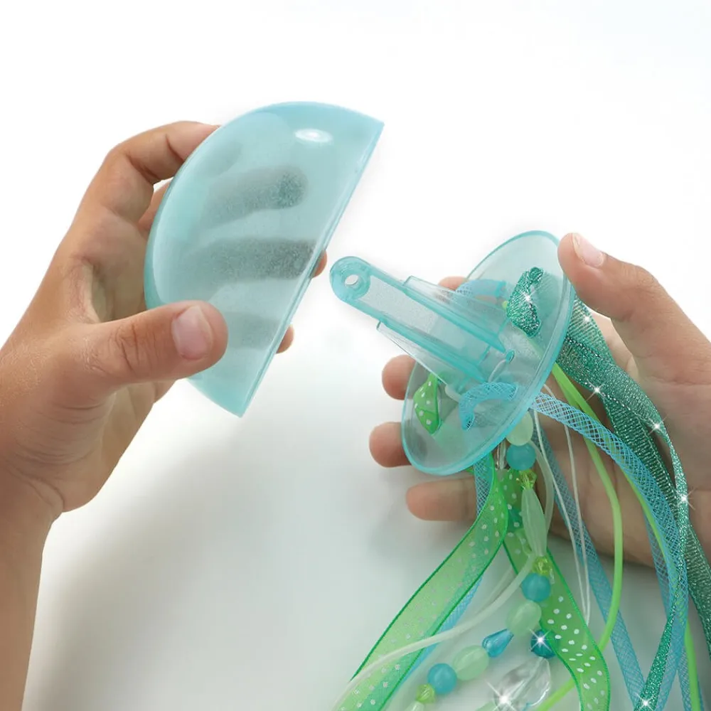 Nebulous Stars Móvil decorativo – Medusas Brillantes